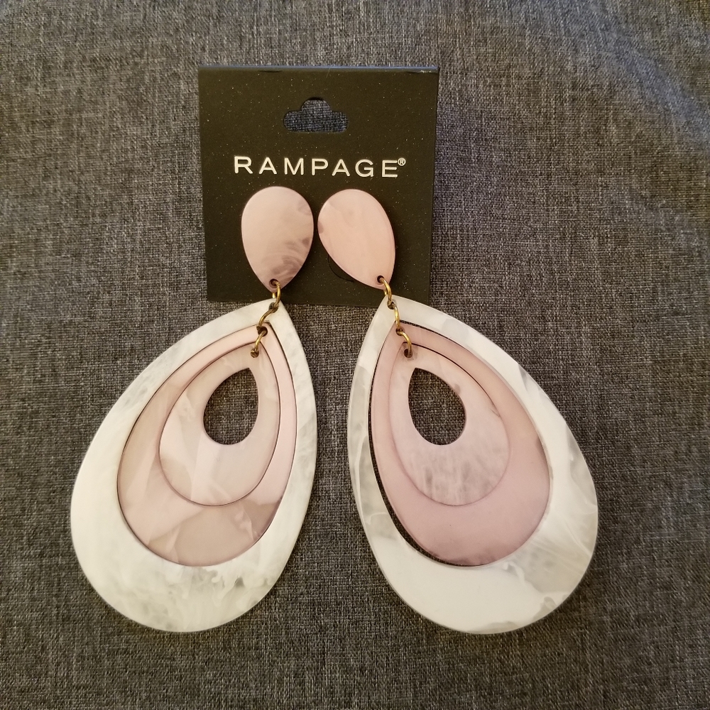NWOT Large Dangle Earrings